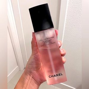 Chanel L’EAU DE MOUSSE Water-To-Foam Cleanser